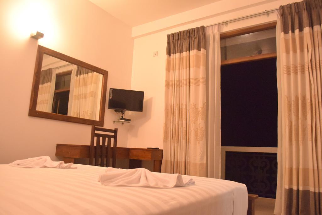 Vista Liyya Residence Kandy Bagian luar foto