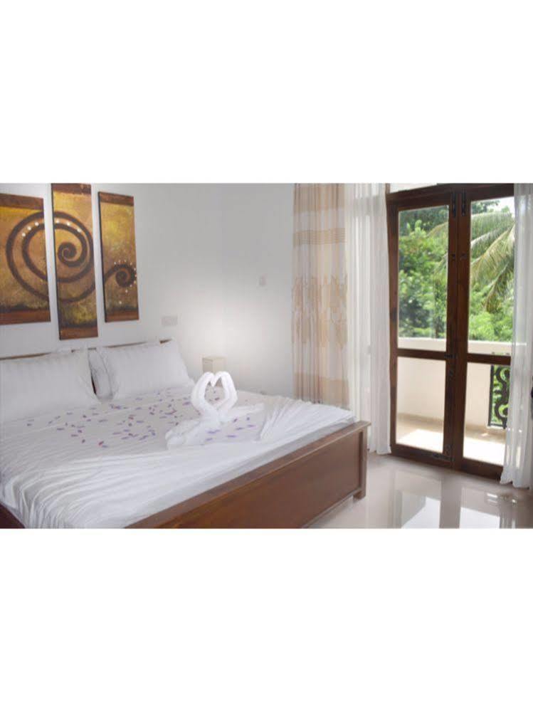 Vista Liyya Residence Kandy Bagian luar foto